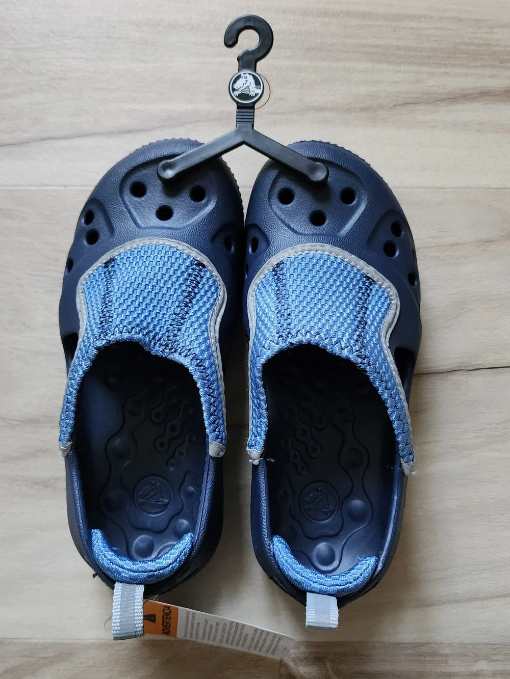 NWT Crocs Kids Size 11-13 Navy Blue Mesh Water Shoes Slip On Sandals